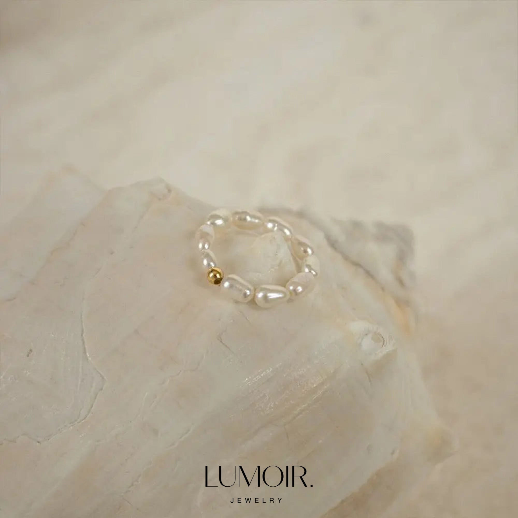 Anneau de perles en acier inoxydable Lior