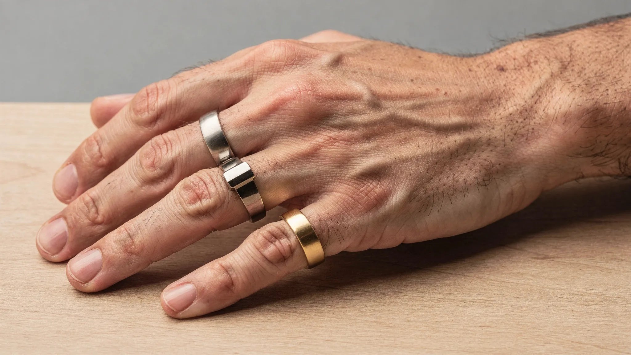 Männer Ringe finden, die wirklich gut sitzen