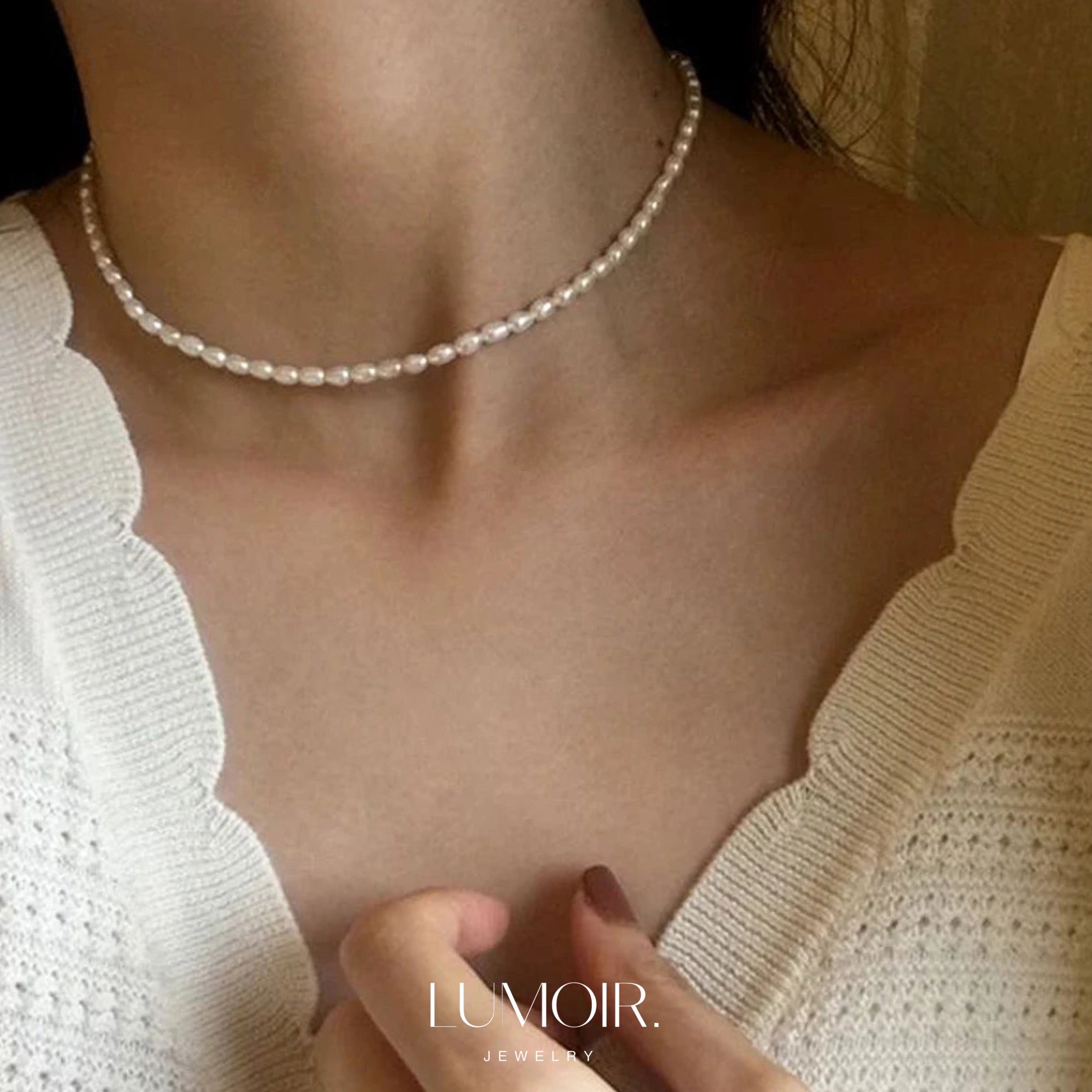 Thalina pearl necklace