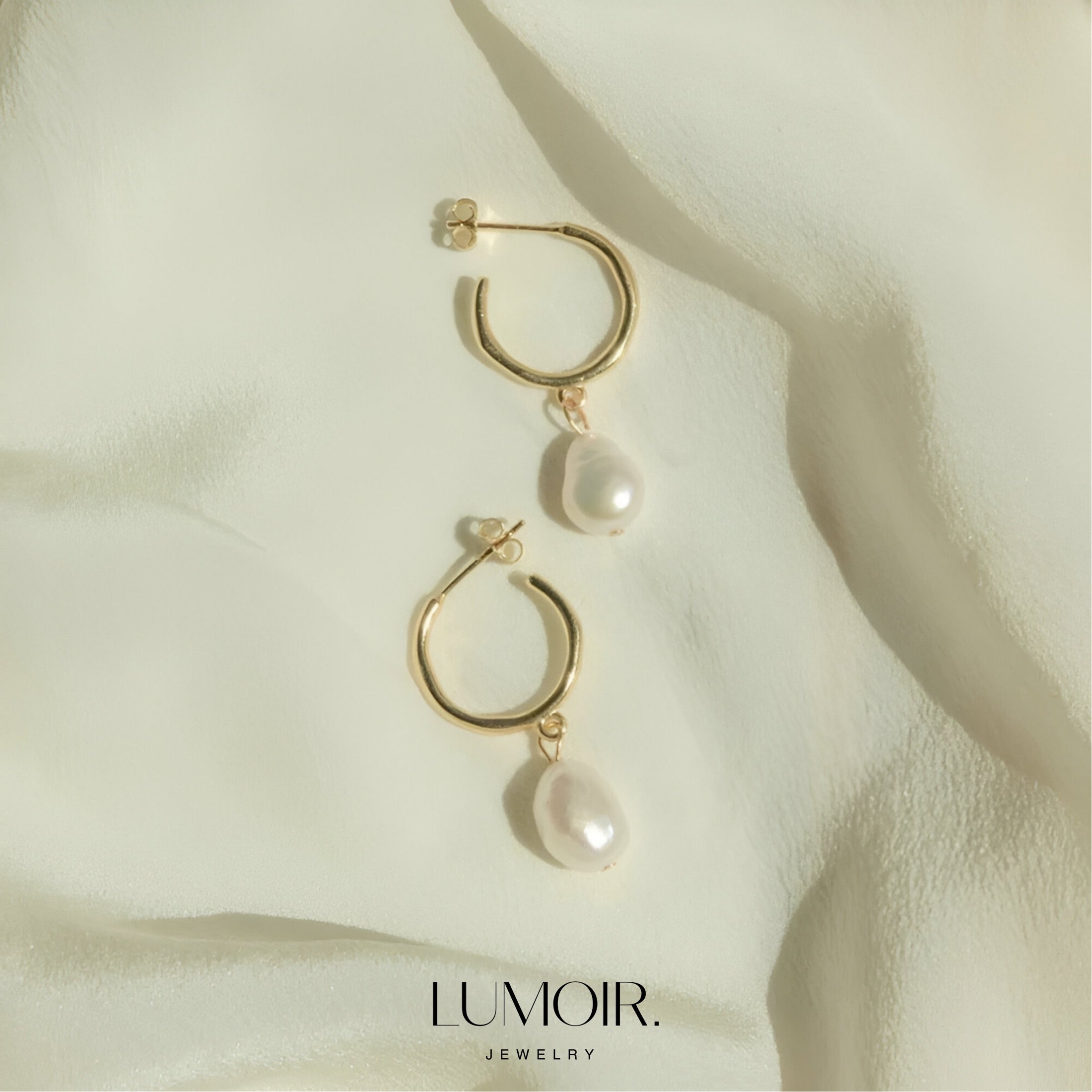 Vera pearl earrings